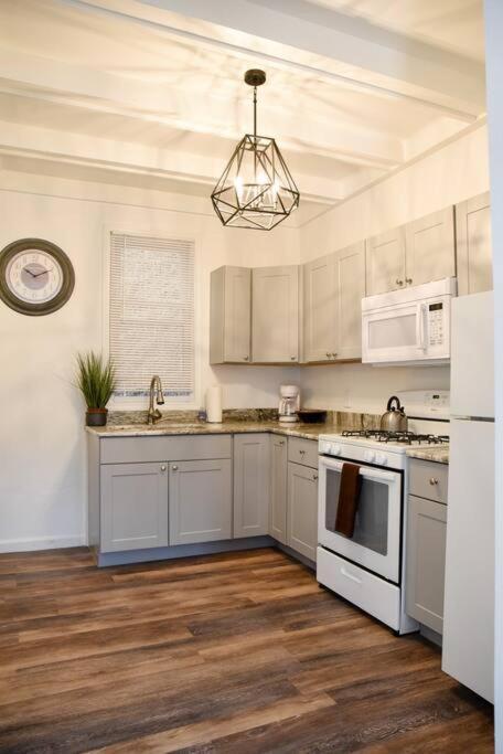 Perfect Pittsburgh Home Close To City & Airport Экстерьер фото